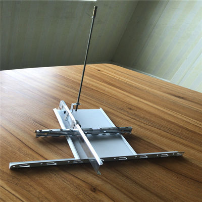 Flughafendeckenentwurf Aluminium Metalldecken Aluminium C Streifendecken