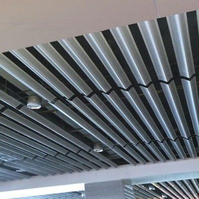Kundengerechter v-Schirm verschob Aluminiumdecken-Schallabsorption