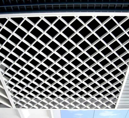 Ventilationszelle Metalldeckenfliesen Aluminium Schwarz-Weiß-Gitter-Deckendekoration