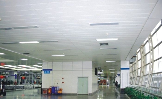 Stärke der c-Streifen-Aluminiummetalldecken-0.9mm für Convention Center