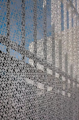 1600x6000mm perforierte Aluminiumplatte für die Metro-Station säurebeständig
