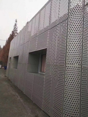 1600x6000mm perforierte Aluminiumplatte für die Metro-Station säurebeständig