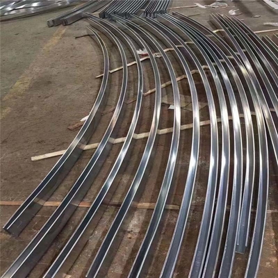 Kundengebundenes gebogenes Aluminiumu verwirren das beschichtete Farbpulver der Decken-RAL