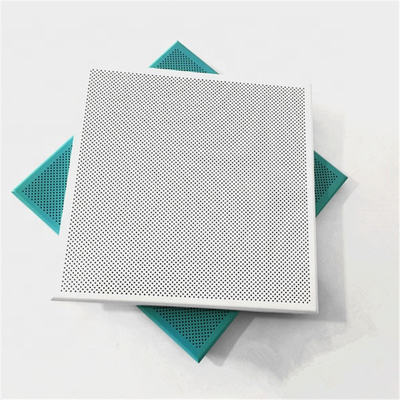 Decke des Metall600x600 deckt akustische Aluminiumdecken-perforiertes Clip in der Decke mit Ziegeln