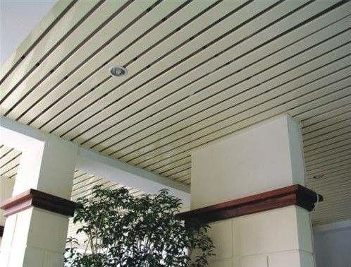 85mm Aluminiummetalldecke für Streifen-Deckenverkleidung des Swimmingpool-Aluminiumu